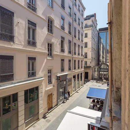 Host Petit Palais Apartment *